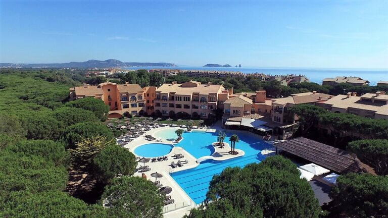 Aerea_hotel_Illes Medes_piscina_2 4